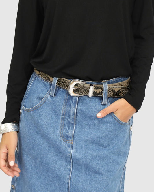 Snake Reset Western Belt with engraved silver-tone buckle and keeper and adjustable fit with multiple punch holes - front
