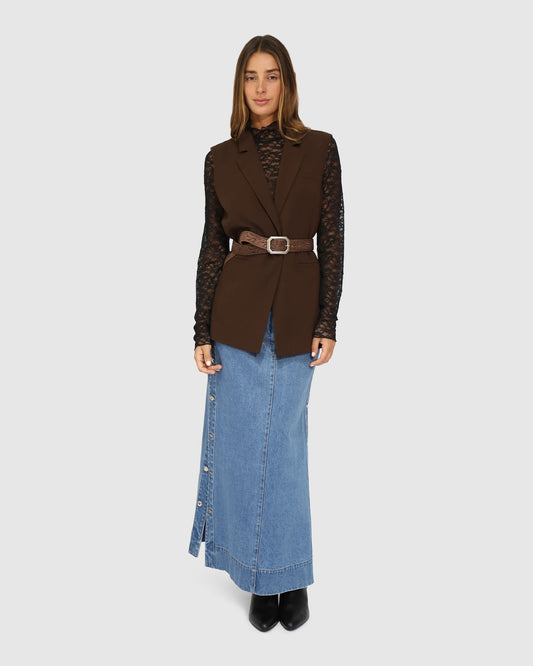 Mid Denim Wash Edge Line Denim Maxi Skirt with Side Buttons with classic five-pocket styling - alternate view