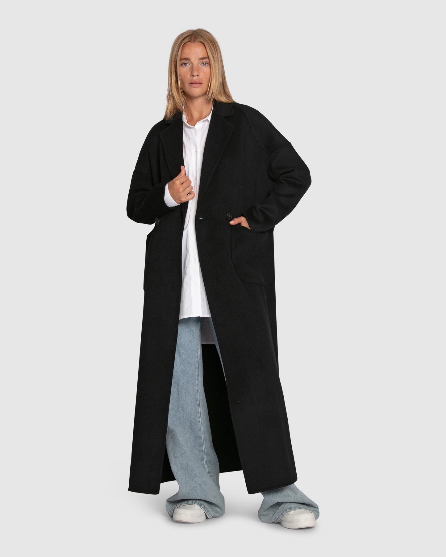 Publisher Double Breasted Wool Blend Maxi Coat - Black