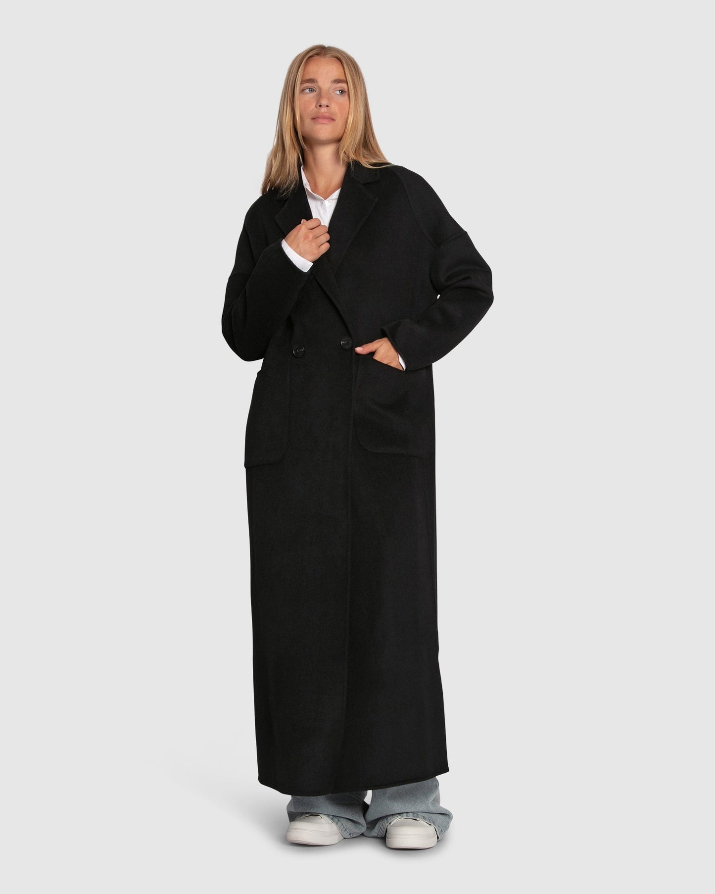 Publisher Double Breasted Wool Blend Maxi Coat - Black