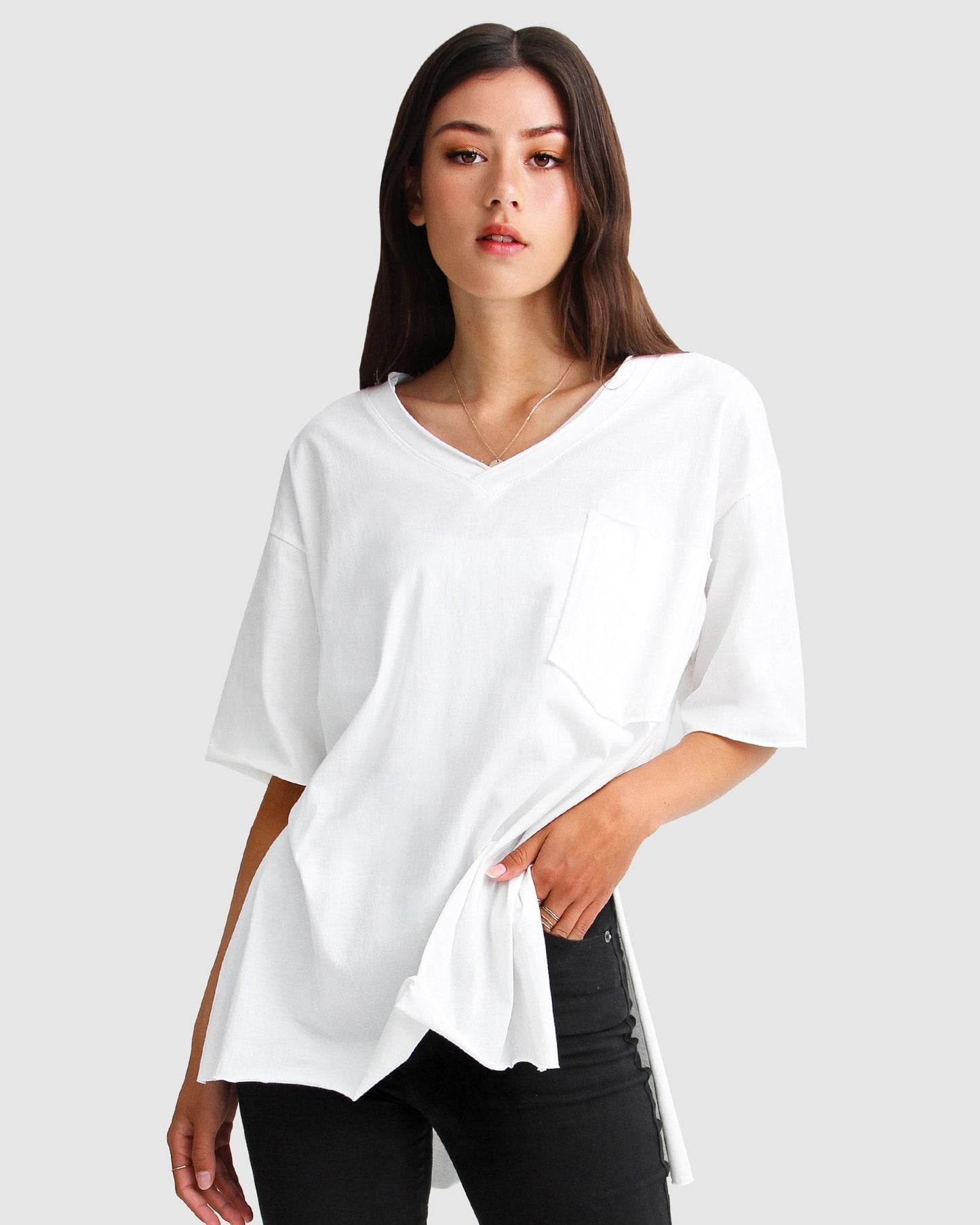 brave-soul-white-oversized-tee-front_951b9390-3015-4919-a81e-4b3985539247.jpg